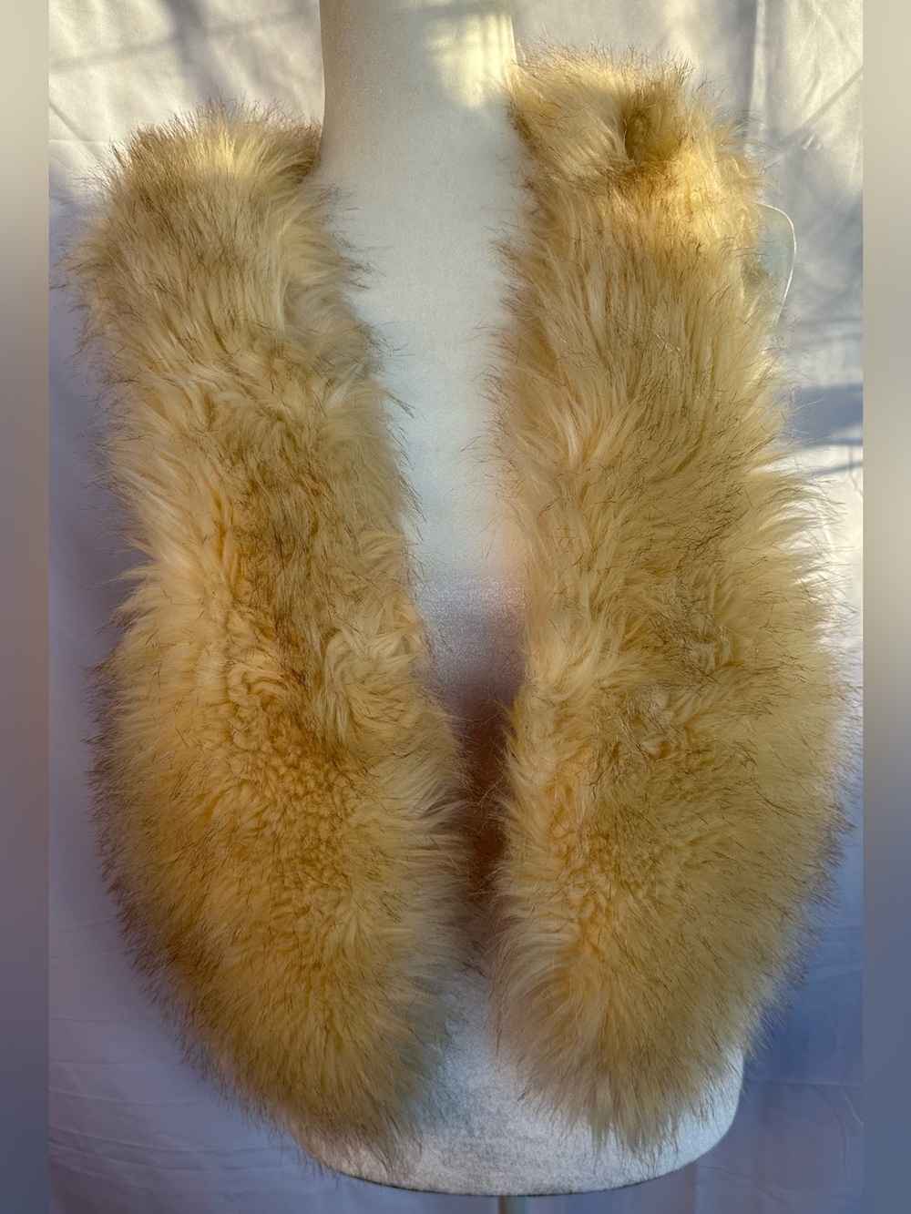 Luxurious Faux Fur Collar Vest - Golden Tan